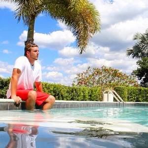 Meet your Posher, Ryan